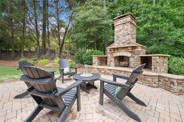 701 Hallbrook Court, Alpharetta, GA 30004