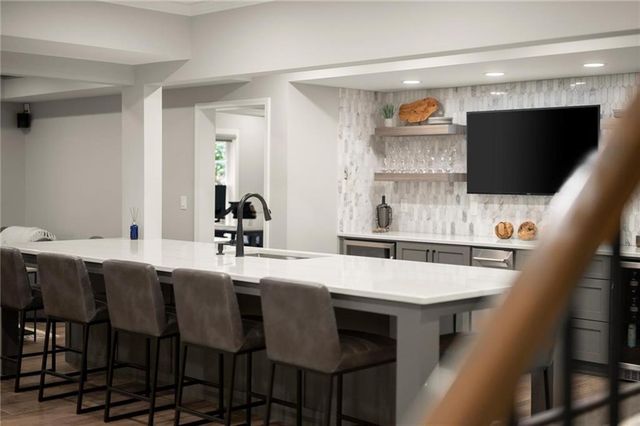 701 Hallbrook Court, Alpharetta, GA 30004