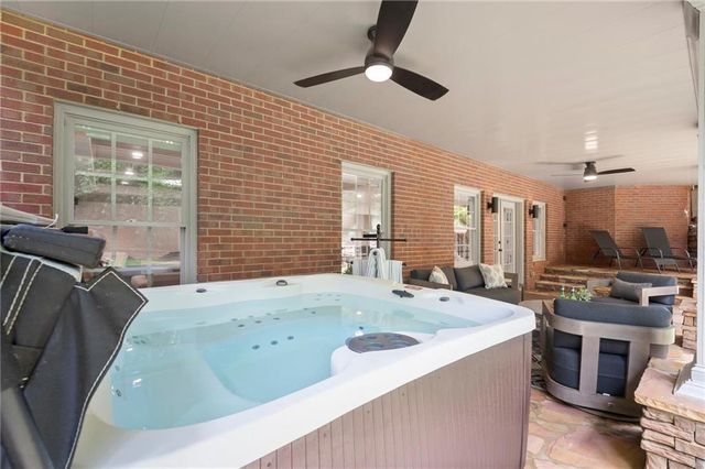 701 Hallbrook Court, Alpharetta, GA 30004