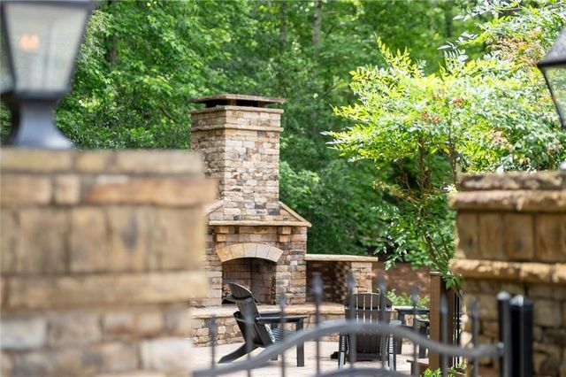 701 Hallbrook Court, Alpharetta, GA 30004