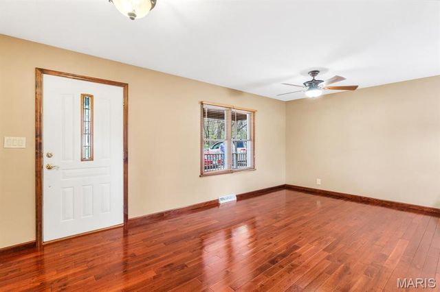 405 Junghans Drive, Collinsville, IL 62234