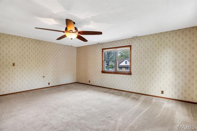 405 Junghans Drive, Collinsville, IL 62234