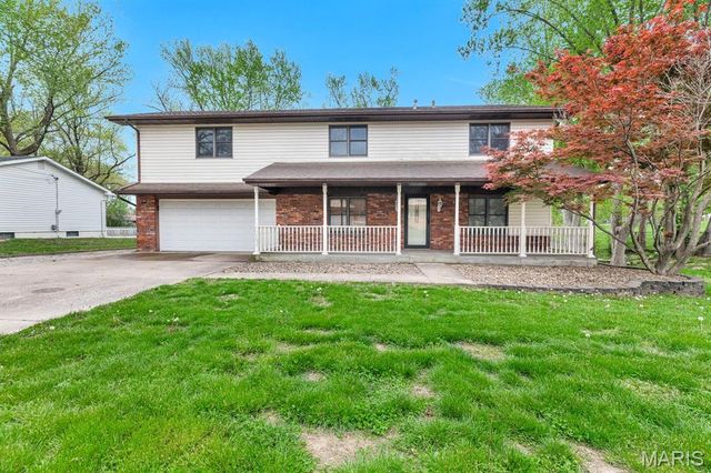 405 Junghans Drive, Collinsville, IL 62234