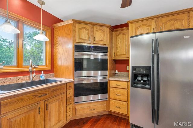 405 Junghans Drive, Collinsville, IL 62234