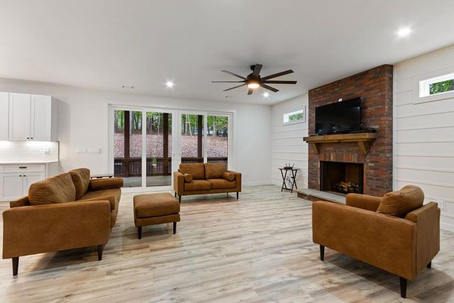 52 Honeysuckle Drive, Blairsville, GA 30512