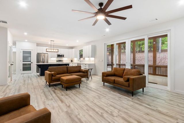 52 Honeysuckle Drive, Blairsville, GA 30512