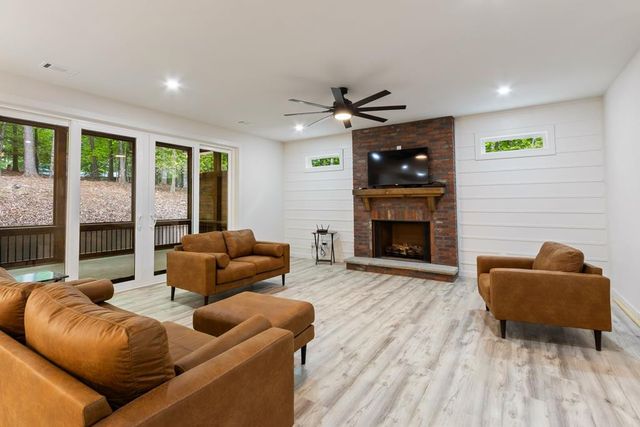 52 Honeysuckle Drive, Blairsville, GA 30512