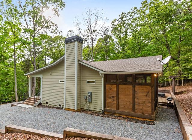52 Honeysuckle Drive, Blairsville, GA 30512