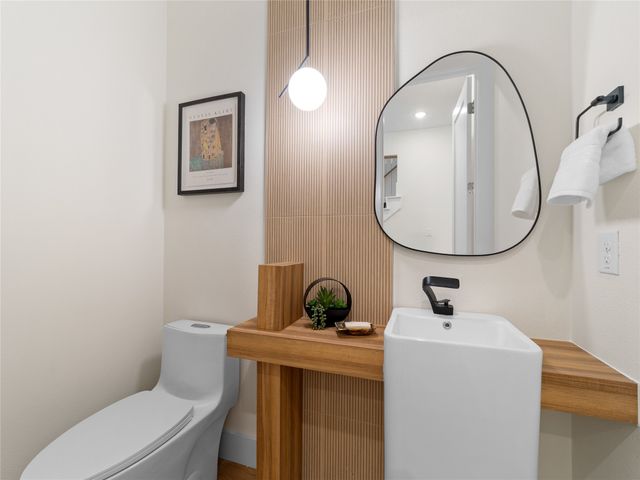 416 Mount Auburn Avenue, Dallas, TX 75223