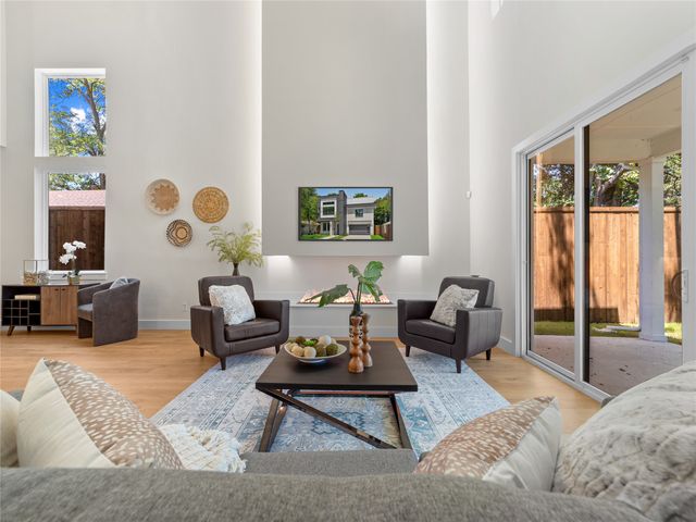 416 Mount Auburn Avenue, Dallas, TX 75223