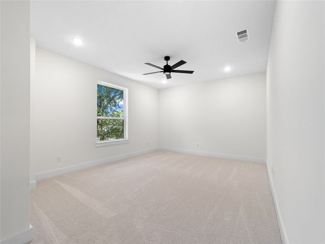 416 Mount Auburn Avenue, Dallas, TX 75223