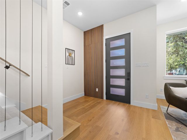 416 Mount Auburn Avenue, Dallas, TX 75223