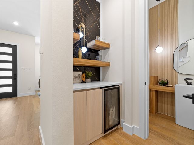 416 Mount Auburn Avenue, Dallas, TX 75223