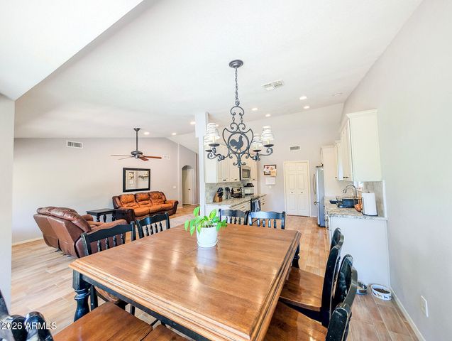 3556 E UTOPIA Road, Phoenix, AZ 85050