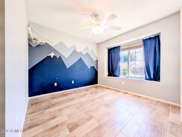 3556 E UTOPIA Road, Phoenix, AZ 85050