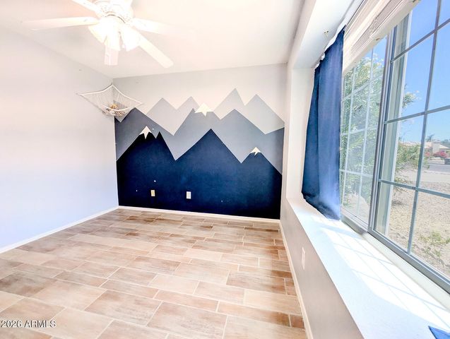 3556 E UTOPIA Road, Phoenix, AZ 85050
