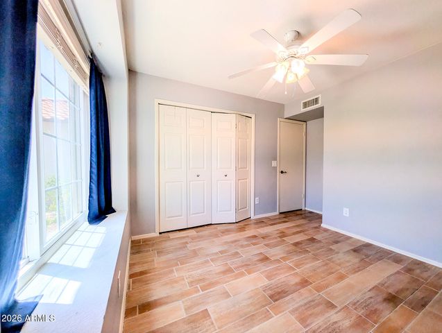 3556 E UTOPIA Road, Phoenix, AZ 85050