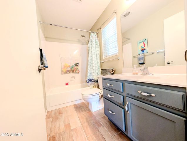 3556 E UTOPIA Road, Phoenix, AZ 85050