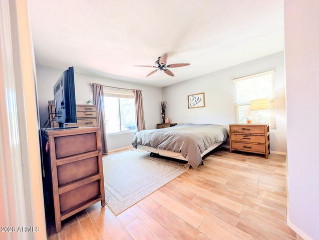 3556 E UTOPIA Road, Phoenix, AZ 85050