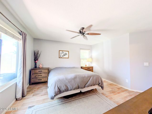 3556 E UTOPIA Road, Phoenix, AZ 85050
