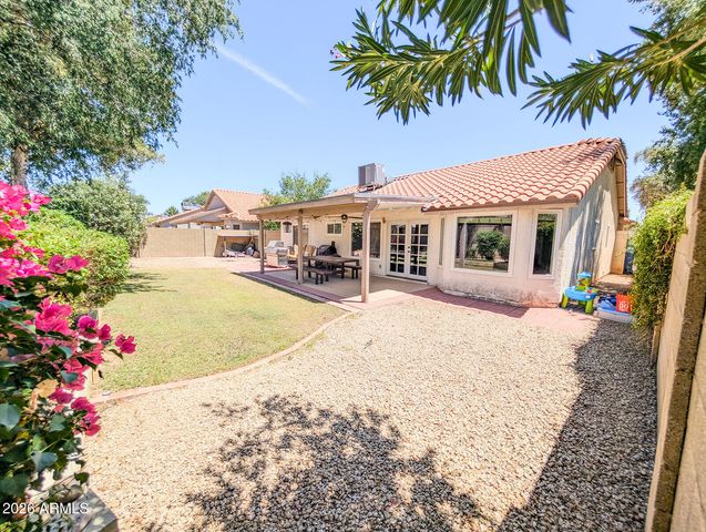 3556 E UTOPIA Road, Phoenix, AZ 85050