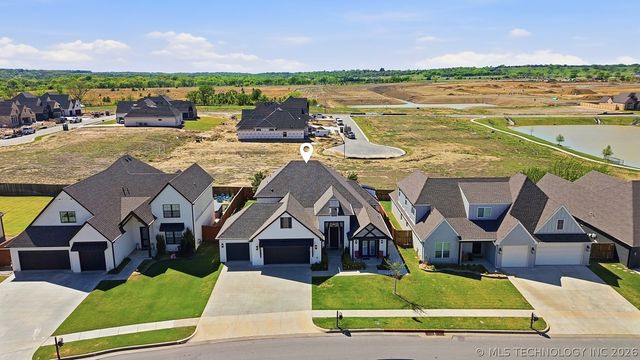 14390 S College Avenue, Bixby, OK 74008
