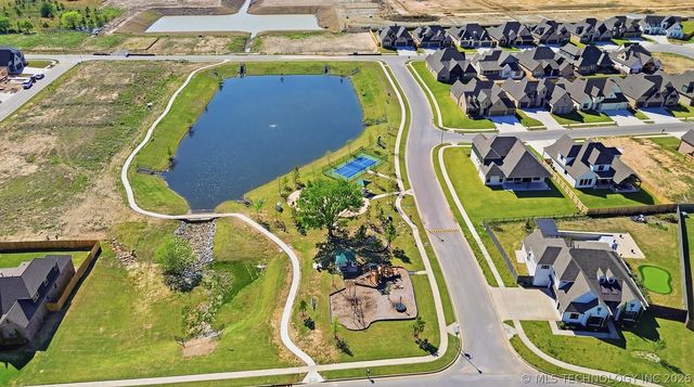 14390 S College Avenue, Bixby, OK 74008