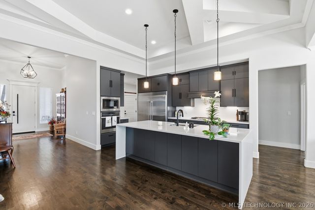 14390 S College Avenue, Bixby, OK 74008
