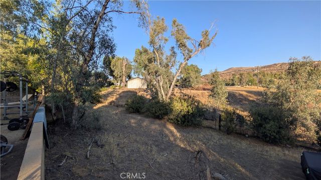 42151 Crest, Hemet, CA 92544