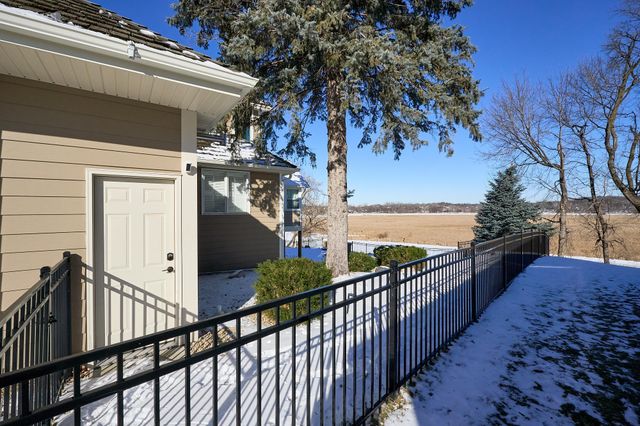 11472 Mount Curve Road, Eden Prairie, MN 55347