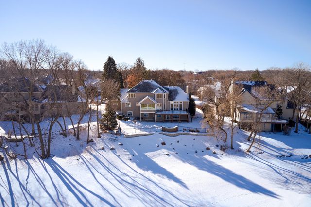 11472 Mount Curve Road, Eden Prairie, MN 55347