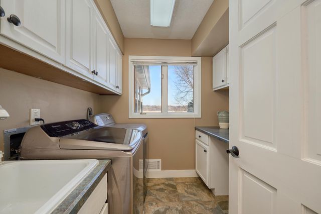 11472 Mount Curve Road, Eden Prairie, MN 55347