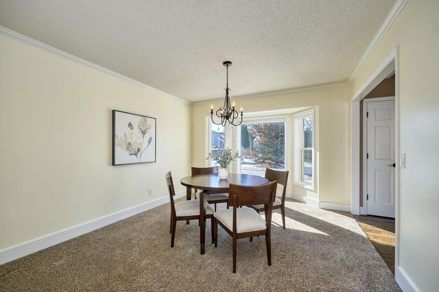 11472 Mount Curve Road, Eden Prairie, MN 55347