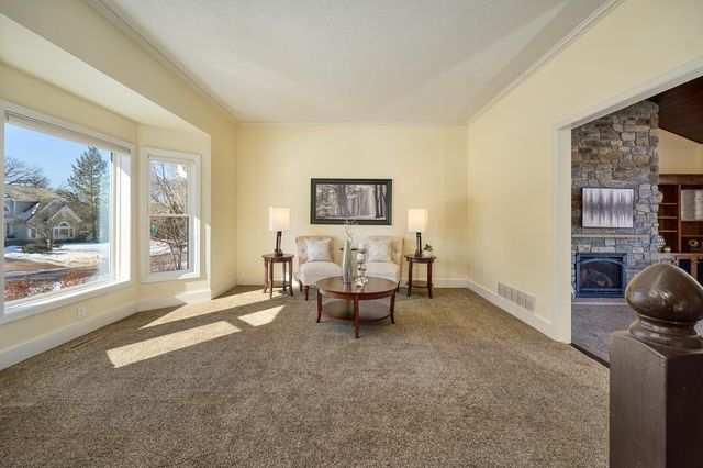 11472 Mount Curve Road, Eden Prairie, MN 55347