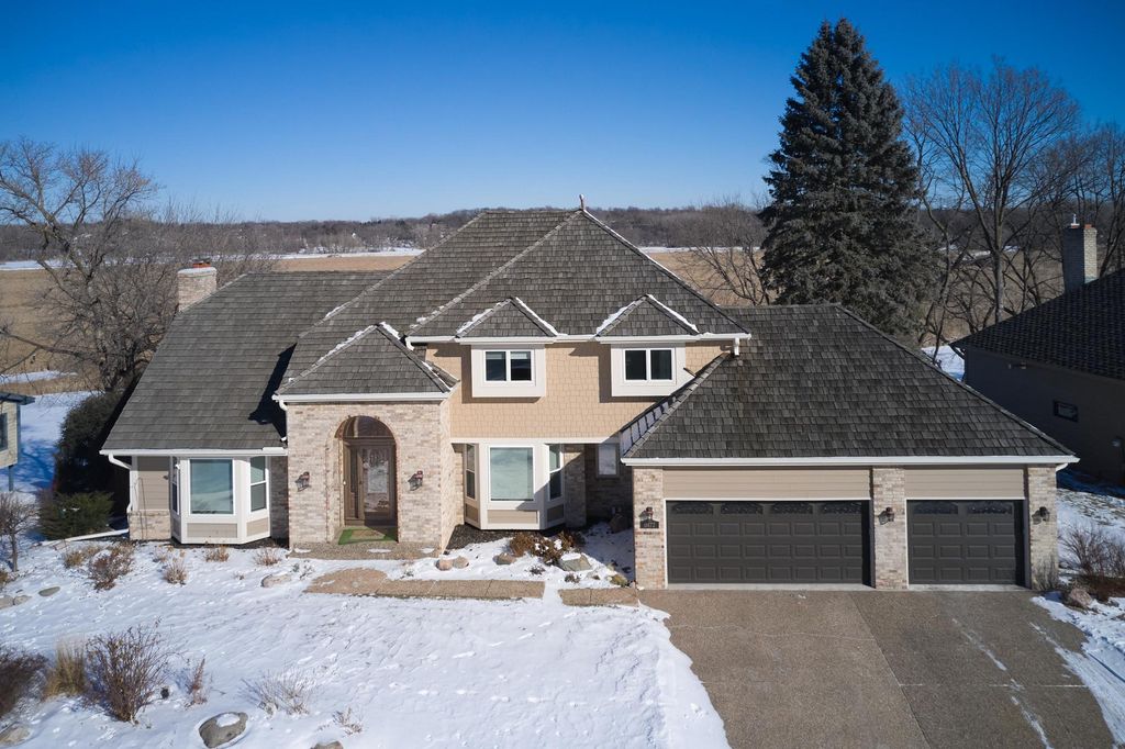 11472 Mount Curve Road, Eden Prairie, MN 55347