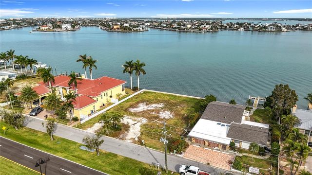 12 PARADISE LANE, Treasure Island, FL 33706