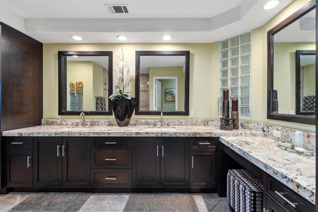 76075 Palm Valley Drive, Palm Desert, CA 92211