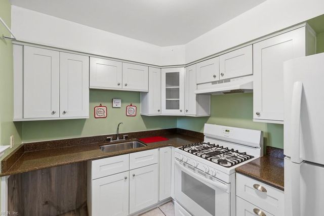 3514 Terry DR, Norfolk, VA 23518