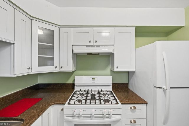 3514 Terry DR, Norfolk, VA 23518