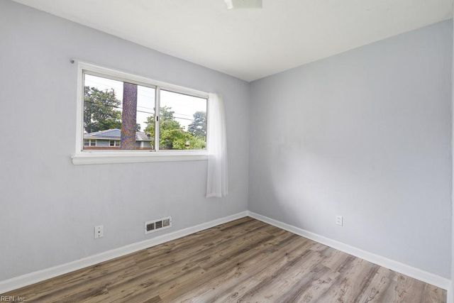 3514 Terry DR, Norfolk, VA 23518