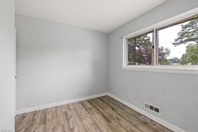 3514 Terry DR, Norfolk, VA 23518