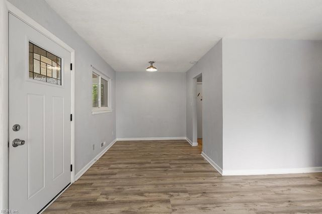 3514 Terry DR, Norfolk, VA 23518