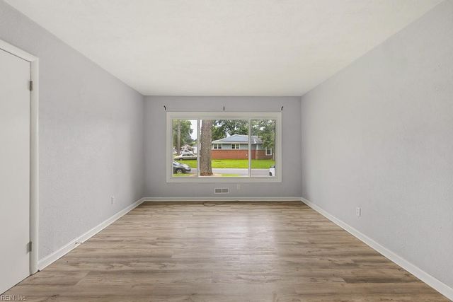 3514 Terry DR, Norfolk, VA 23518