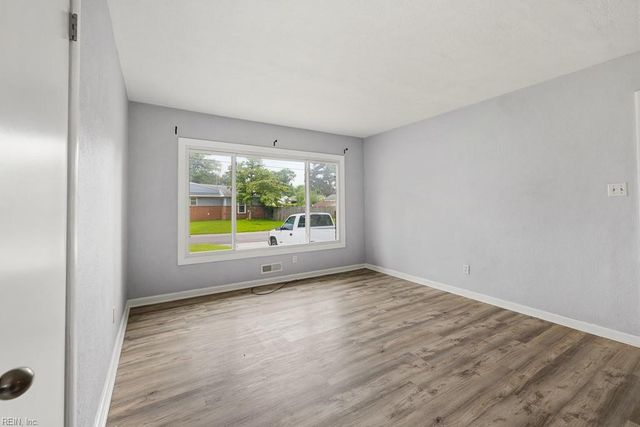 3514 Terry DR, Norfolk, VA 23518