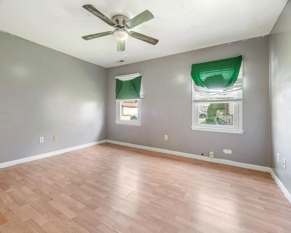 6089 Maryland Street, Merrillville, IN 46410