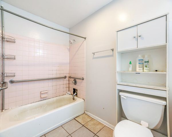 6089 Maryland Street, Merrillville, IN 46410