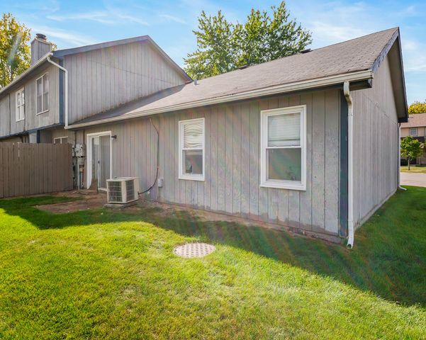 6089 Maryland Street, Merrillville, IN 46410