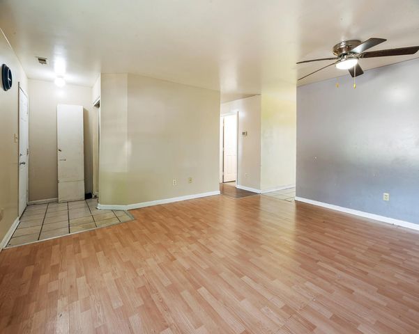 6089 Maryland Street, Merrillville, IN 46410