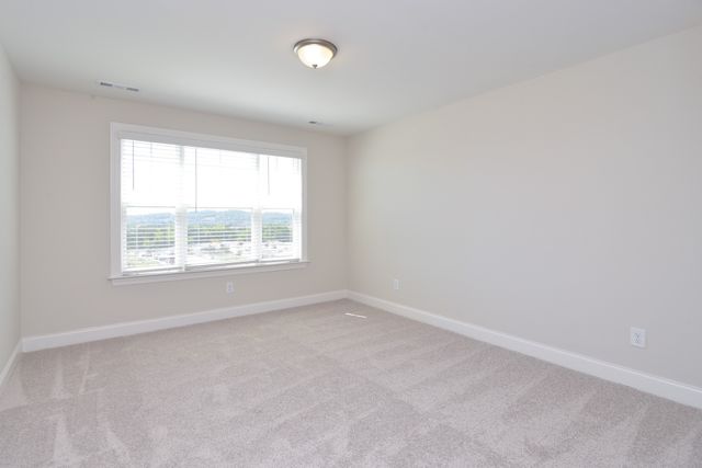 402 Rawling Ln, Gallatin, TN 37066