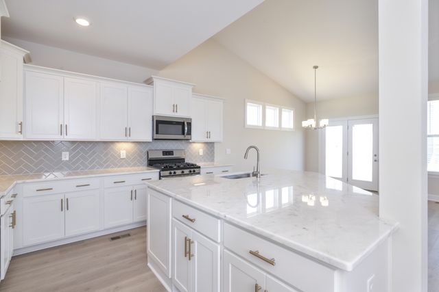 402 Rawling Ln, Gallatin, TN 37066